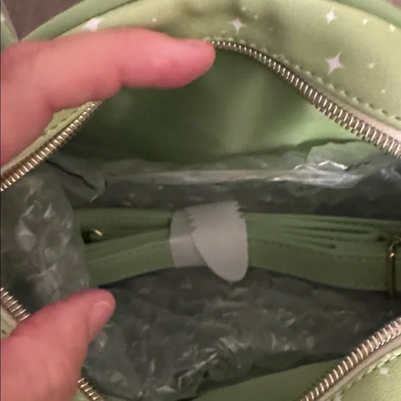 Loungefly Tinker Bell Crossbody Bag - Green and Cream - Picture 4 of 4